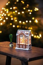 Lykta Vattenfyllt Pepparkakshus LED Konstsmide